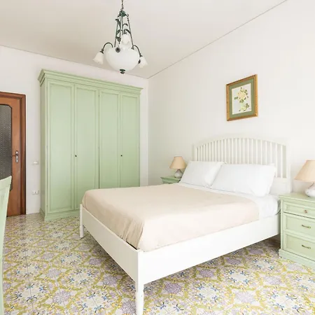 Casa Tina Feriehus Sorrento